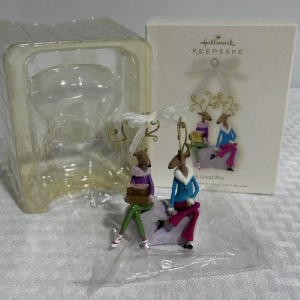 Hallmark Keepsake CHRISTMAS HOLIDAY Ornament a Great Pair 2008 DEER
